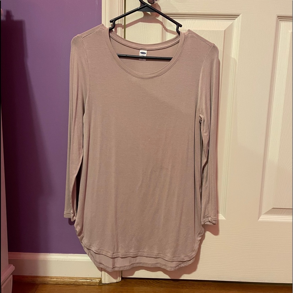 Old Navy long sleeve shirt